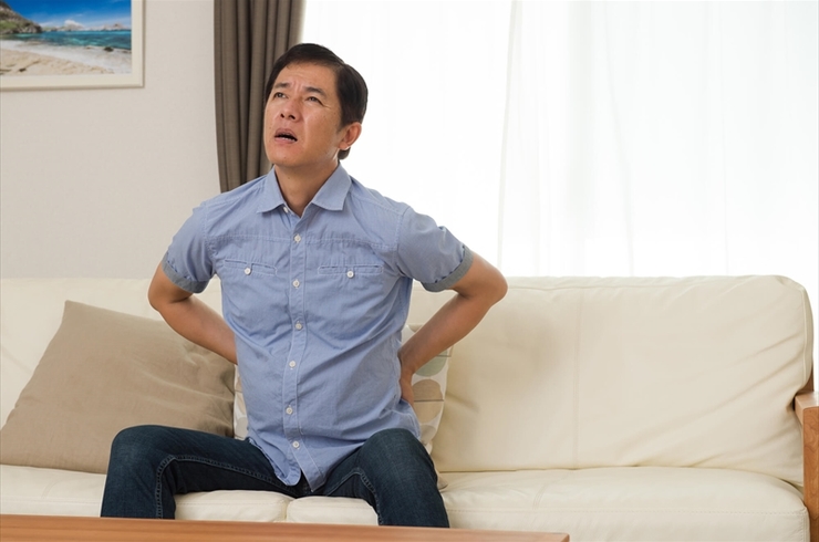 腰痛の男性